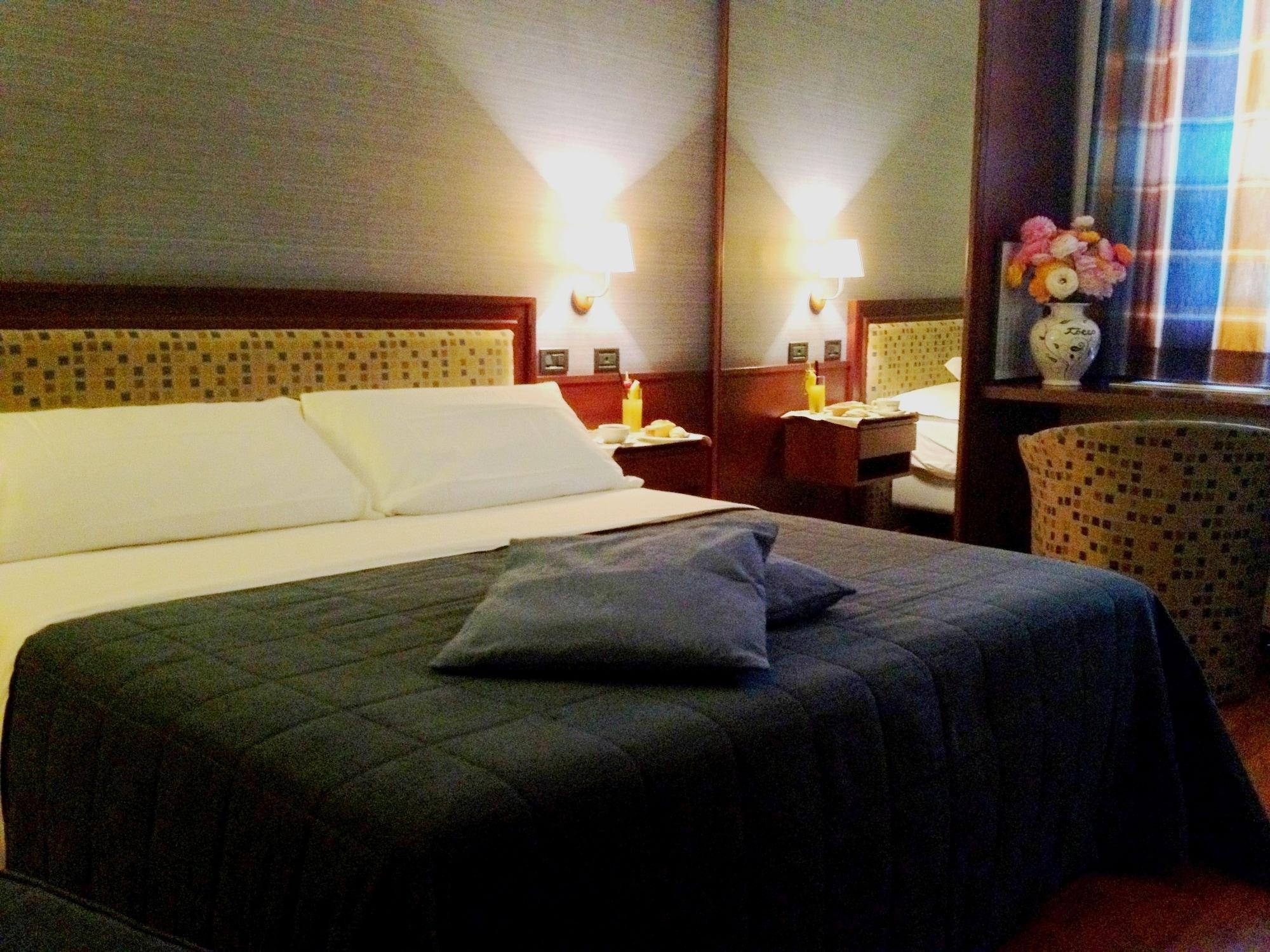 Hotel Montreal Ragusa